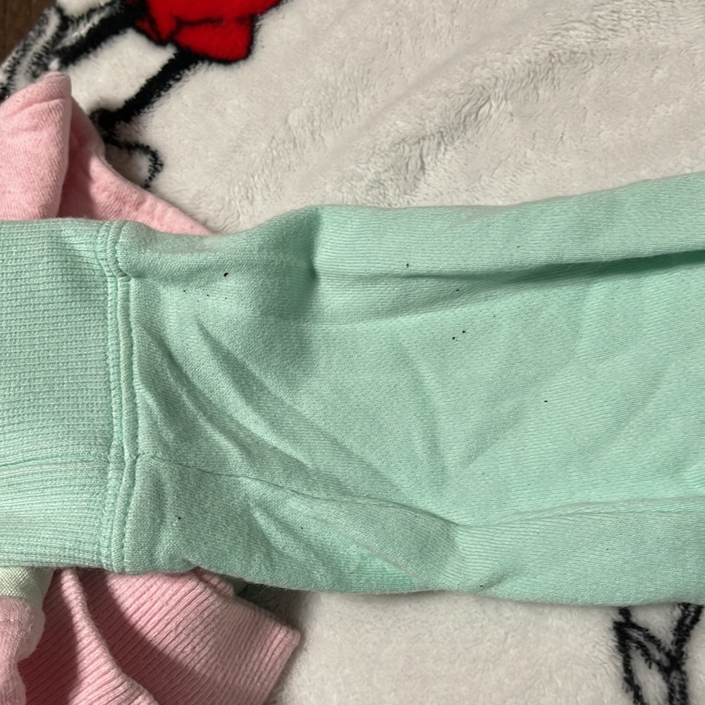 Vineyard Vines Pullover - Picture 7 of 11